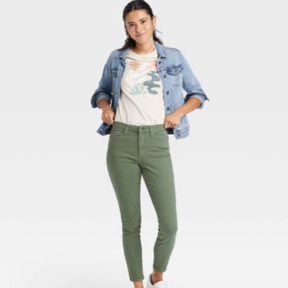 NWT ✅ UNIVERSAL THREAD 💚 HIGH- RISE SKINNY JEANS (27” Waist) ⭐️